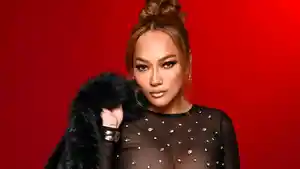 Jenny-Cortez-operasi-payudara-demi-tampil-seksi.jpg