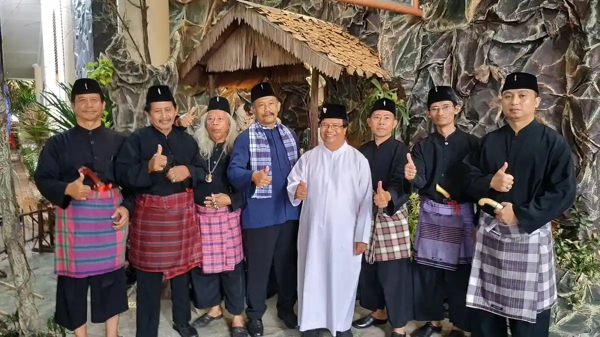 'Si Pitung' Pengawal Liturgi Ekaristi dari Gereja Santo Servatius