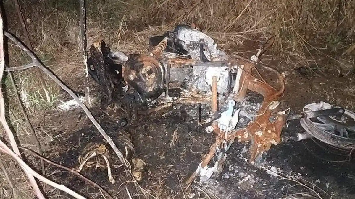 Terbakar Api Cemburu, Seorang Pria Nekat Bakar Kendaraan Penggoda Pacarnya