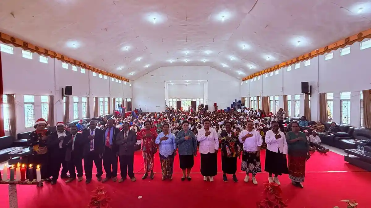 Natal Koordinator Perkauan 4 Klasis Ilaga, Ini Pesan Ny. Sujatinah Tabuni Kepada Mama-mama di Puncak