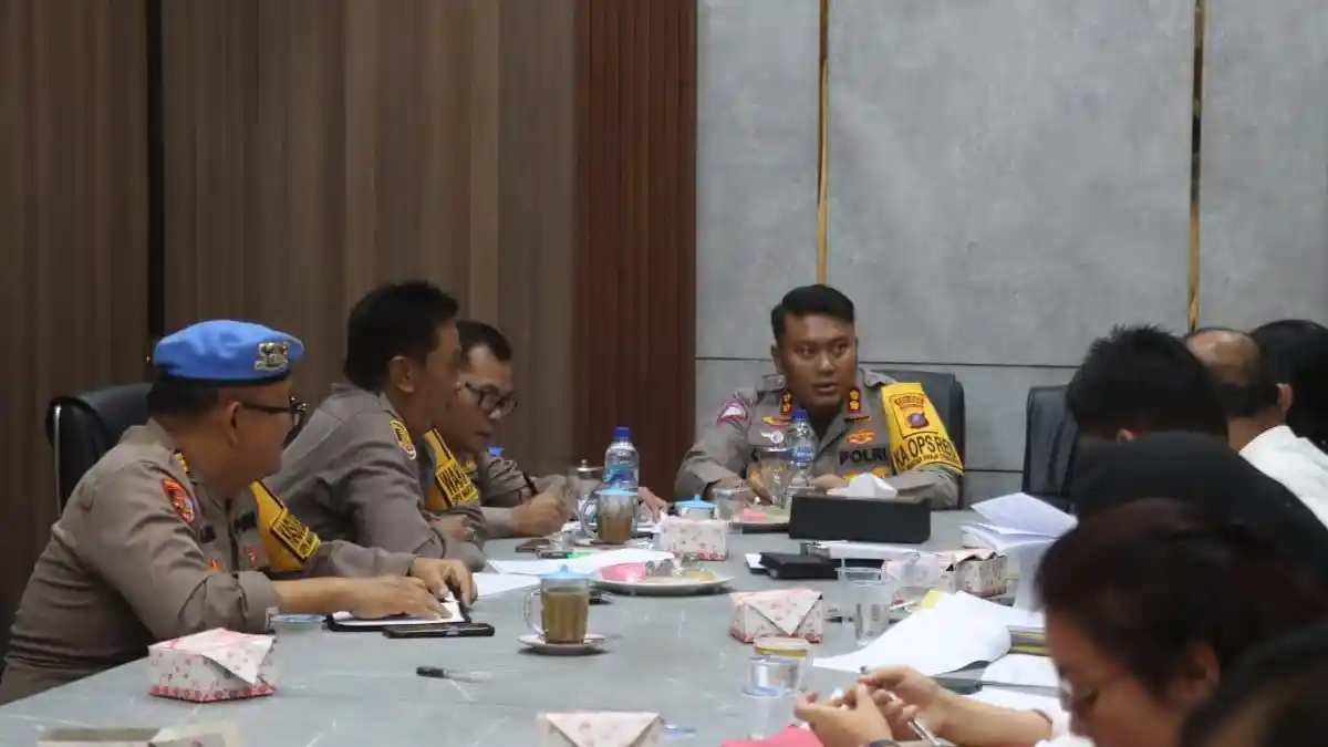 Kapolres Simalungun Gelar Sidak, Evaluasi Tugas Personel Sat Reskrim dalam Penyidikan