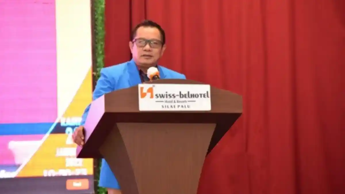 Profesor Asal Universitas Tadulako Sebut Tantangan Guru ke Depan Semakin Berat
