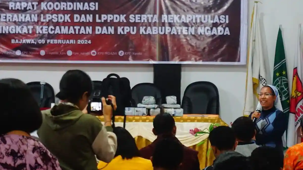 Romo Serilus Berkati Logistik Pemilu 2024, Anak -Anak Difabel Doakan KPUD Ngada dan Jajaran