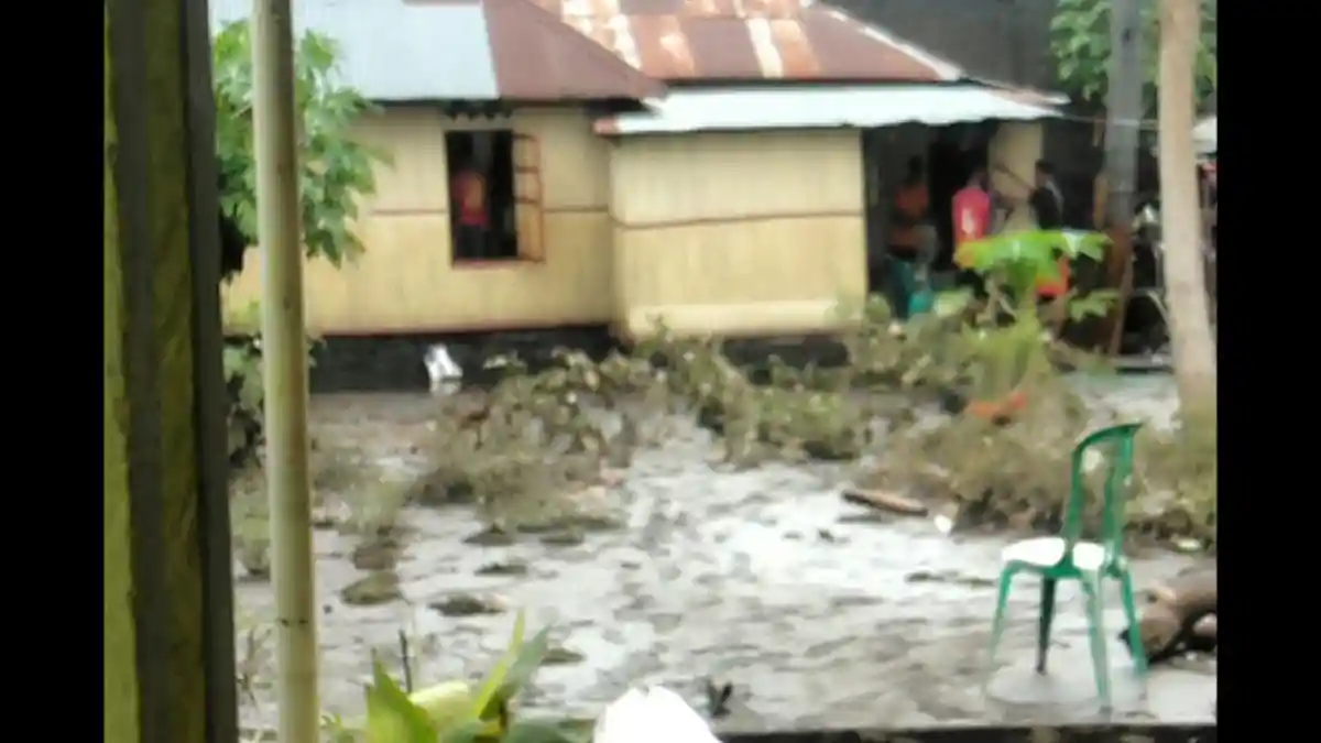 Terdampak Banjir, Warga Kota Ende Kesal Belum Ada Respon Pemerintah