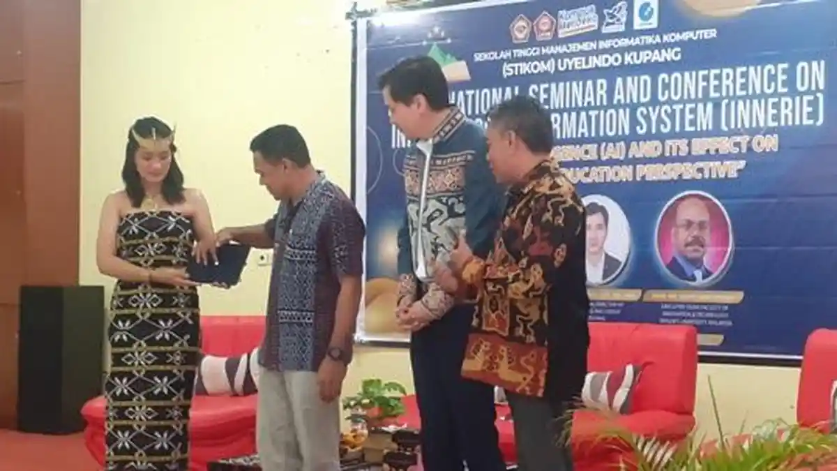 Perdana, Stikom Uyelindo Gelar Seminar Internasional 