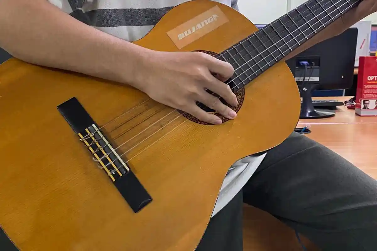 Chord Kunci Gitar Biar Begini dari Mahalini