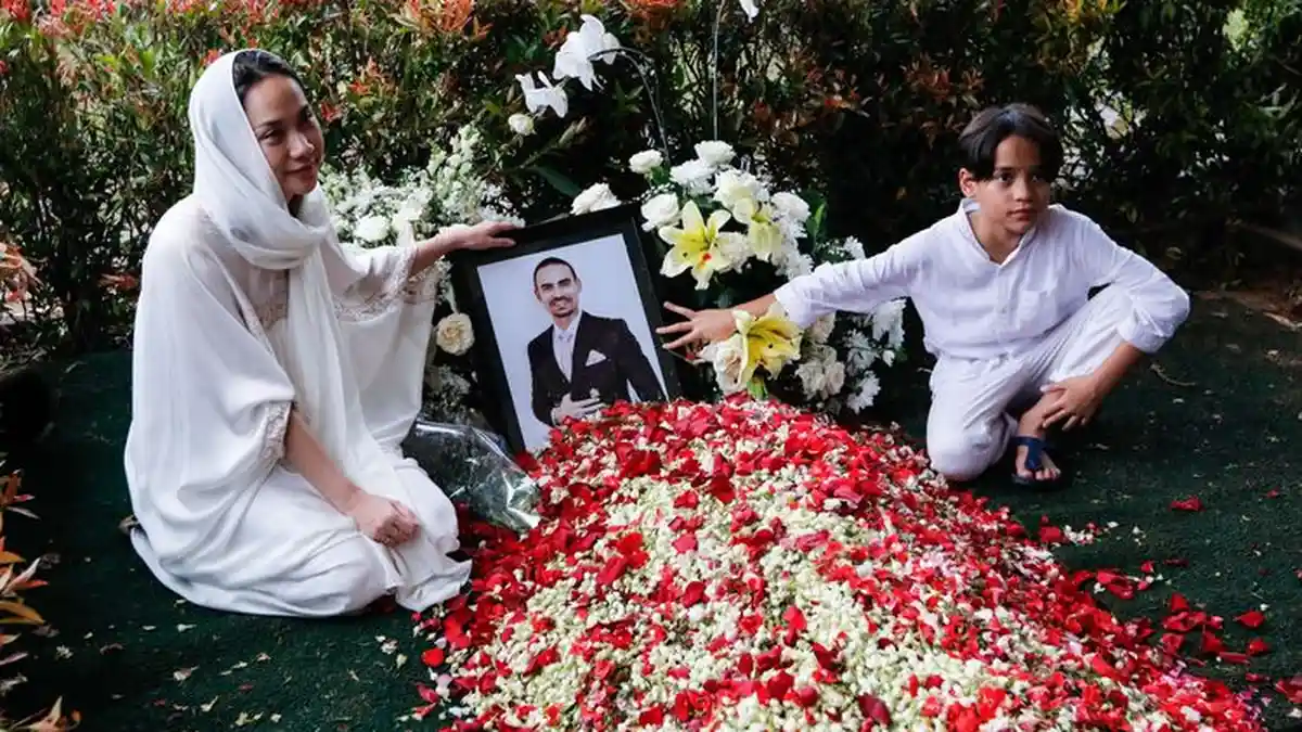 Anaknya Ikut Merasakan Kesedihan Noah Ditinggal Ashraf Sinclair, Wulan Guritno: Dia Nangis di Mobil