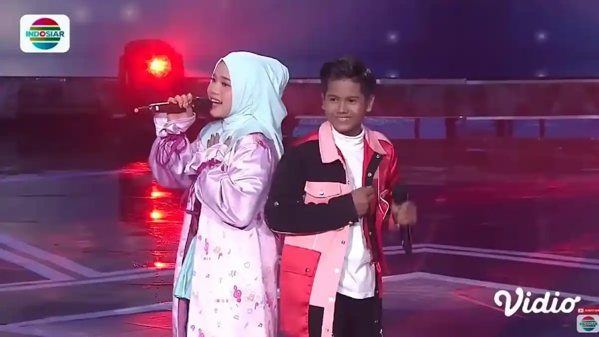 INI Duet Babak Fifty-fifty D Academy 5 Grup 9 yang Sukses Buat Baper, Sampai Dapat Standing Ovation