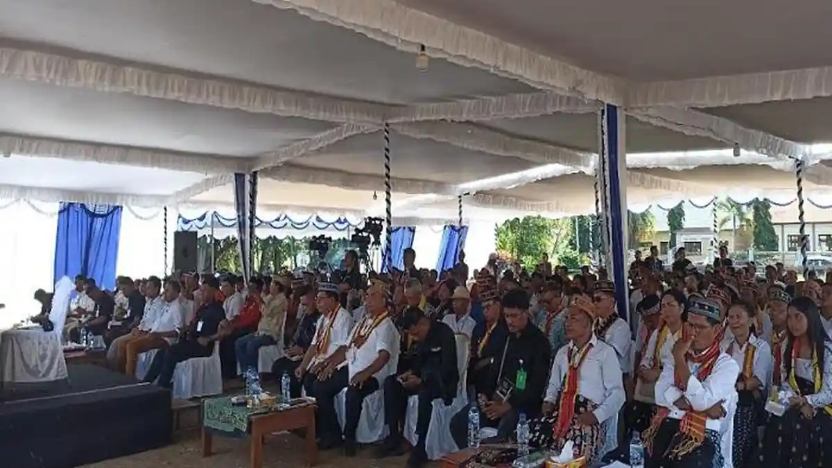 KPU Manggarai Timur Gelar Debat Perdana