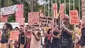 Masyarakat-adat-Papua-menolak-Proyek.jpg