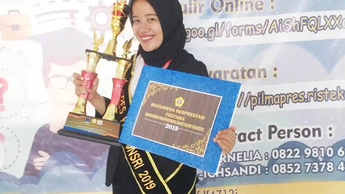 Mahasiswi FISIP Universitas Sriwijaya Ini Berhasil Membuat Prototype Aplikasi Aspirasi Masyarakat