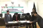 DPRD-dan-Pemkab-Lombok-Utara-Sepakati-KUA-PPAS-Perubahan-APBD-2022.jpg