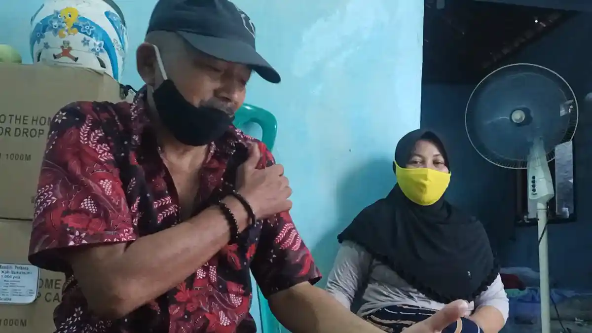 Setelah Divaksin, Munadi di Indramayu Sempat Lumpuh, di Subang Nenek Sarwi Meninggal Dunia