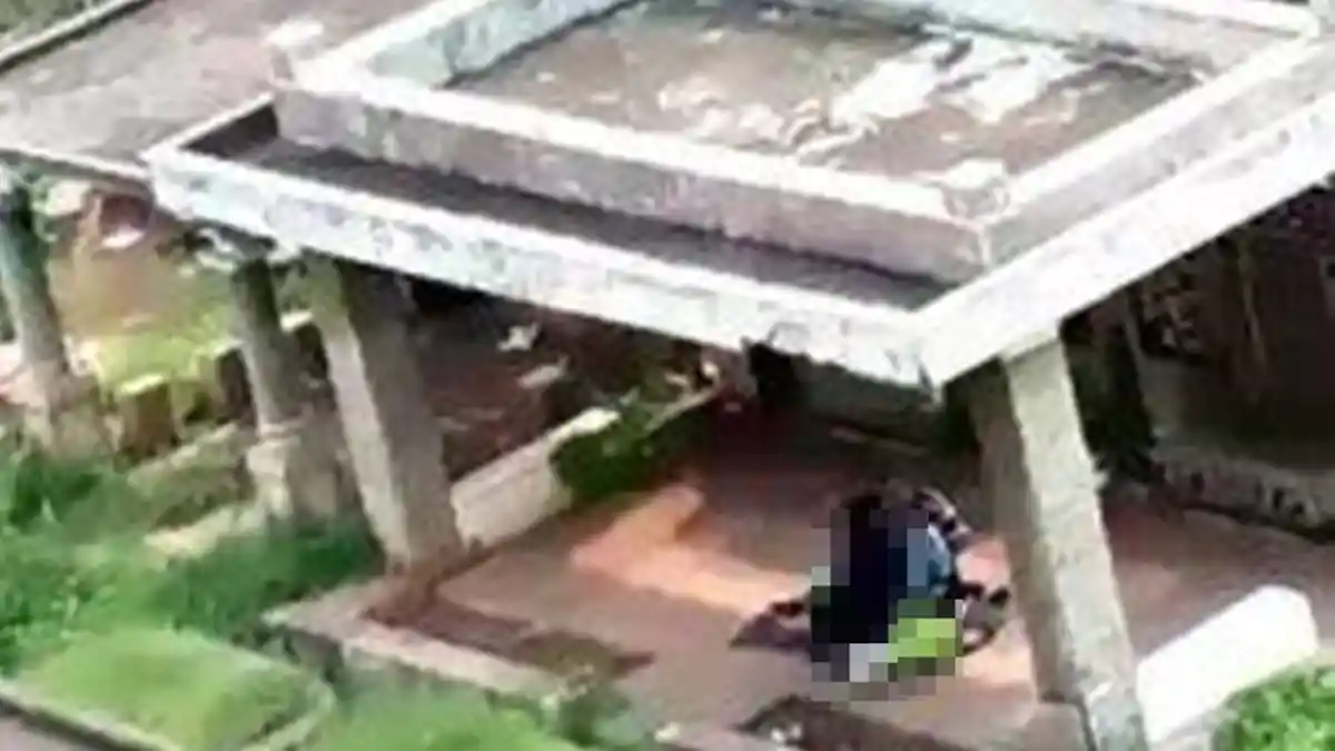 Pasangan Pria dan Wanita Berhubungan di TPU Kebon Nanas, 2 Menit Direkam Warga, Wanitanya Tak Asing