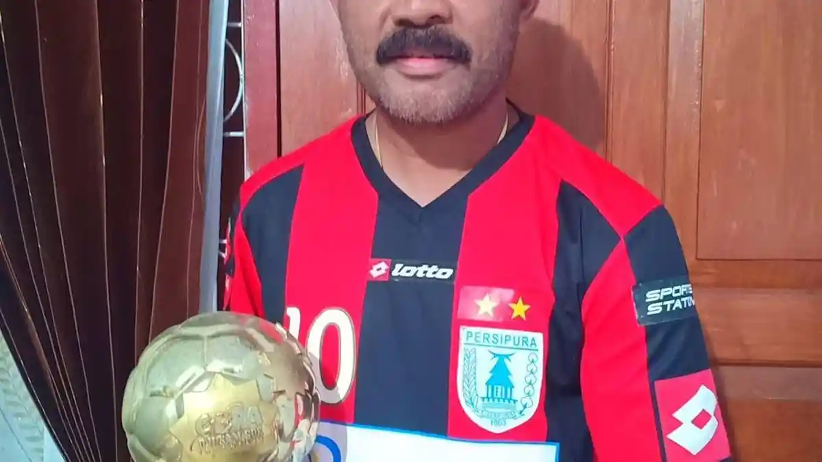 RUMOR! Legenda Persipura Jayapura Akan Tangani PSMS Medan, Geser ...