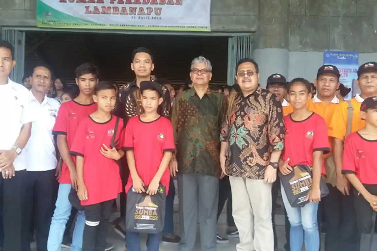Prof. Dr Truman Simanjutak Mencap Generasi Muda di Sumba Seperti Ini!