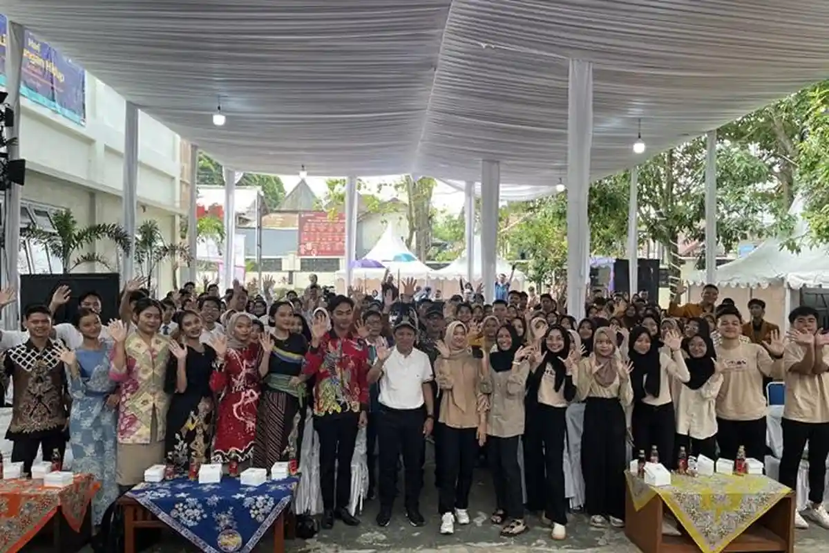 Kunci Majukan Daerah Ada di Generasi Muda, Inilah Bupati Wonosobo Afif Nurhidayat pada Pelajar 