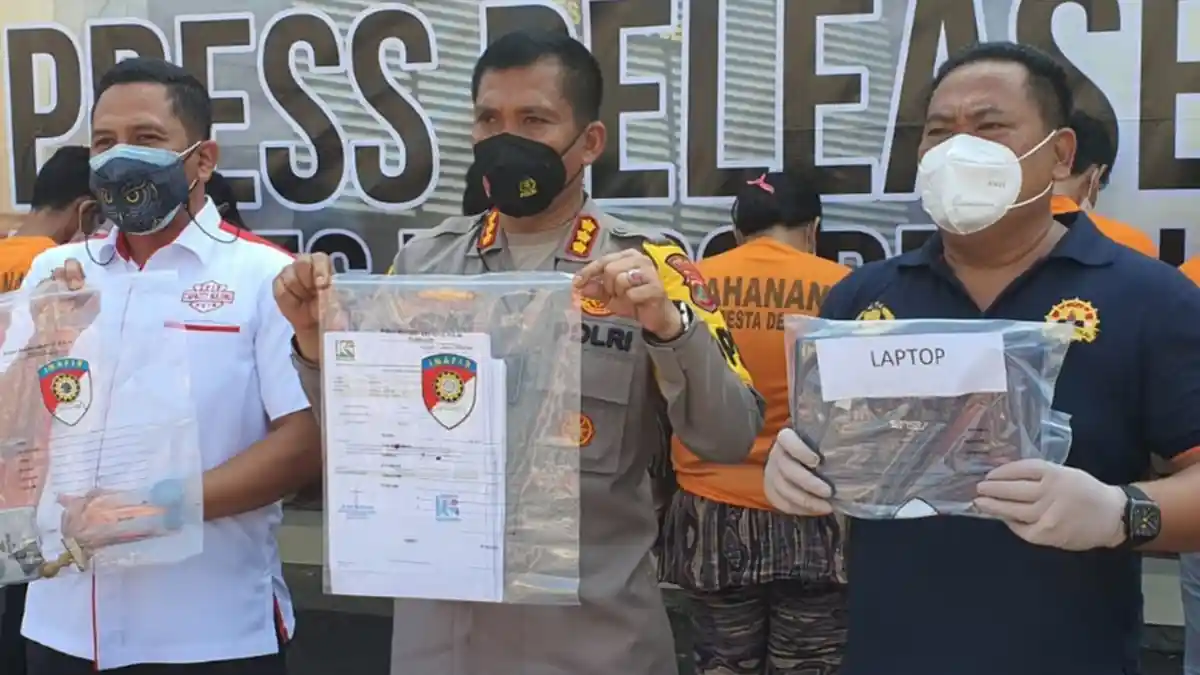 Komplotan Pembuat Surat Swab Antigen Palsu Diringkus Polres Depok