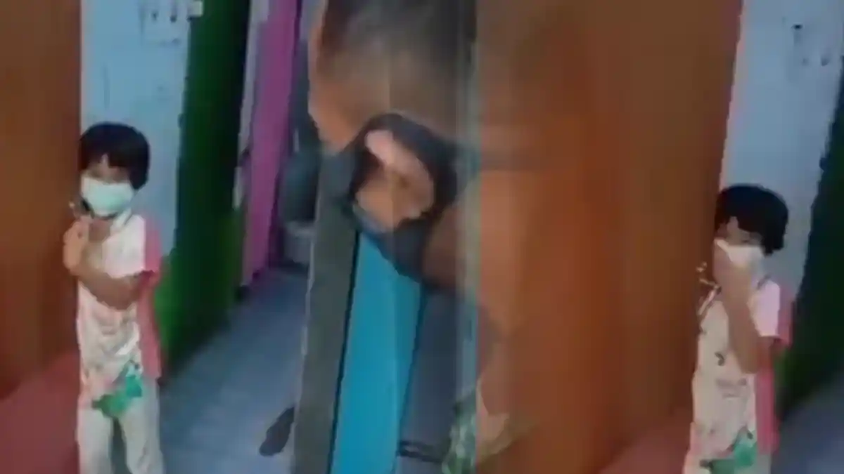 Neneknya Jalani Karantina, Bocah Kelas 3 SD Asal Magelang Harus Tinggal Sendirian di Rumah