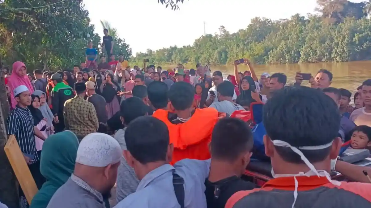 Santri Dayah Serambi Aceh yangTenggelam Ditemukan Meninggal di Krueng Meureubo