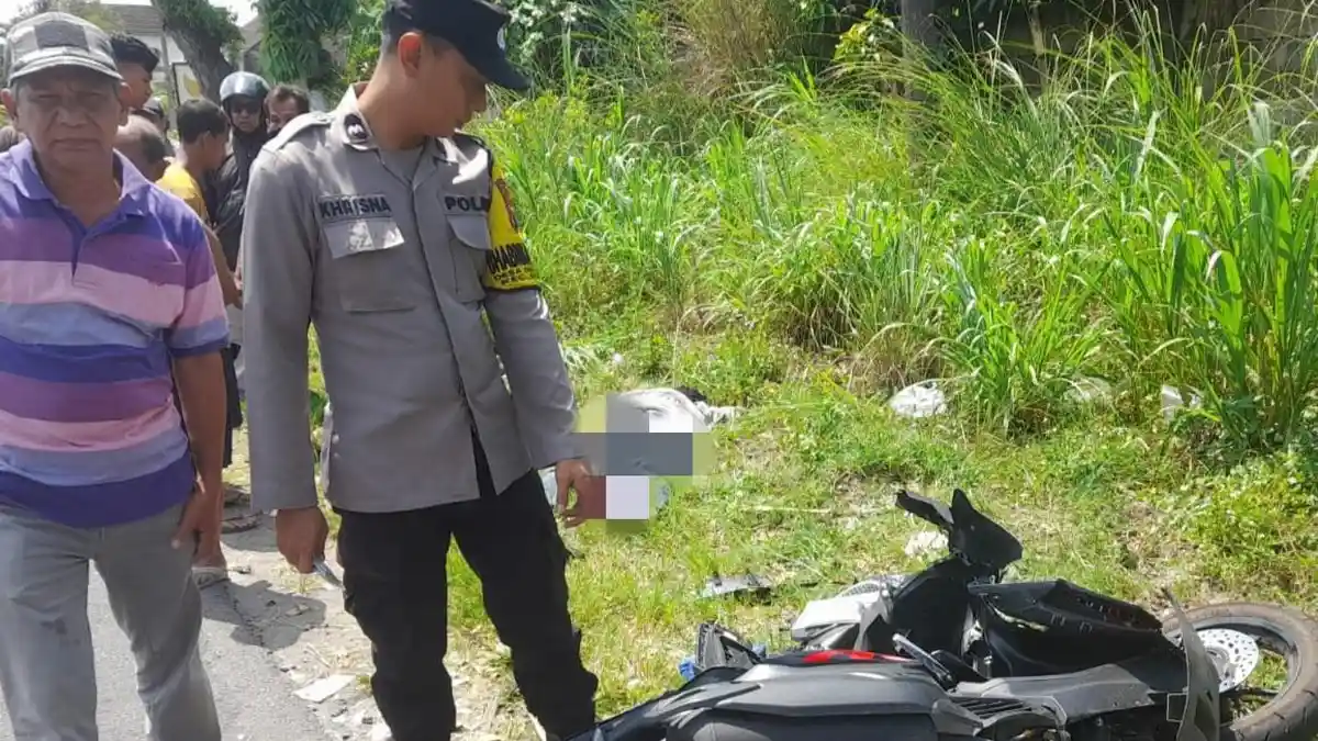 Kecelakaan di Kediri, Truk Tabrak Motor Sebabkan Satu Pengendara Tewas