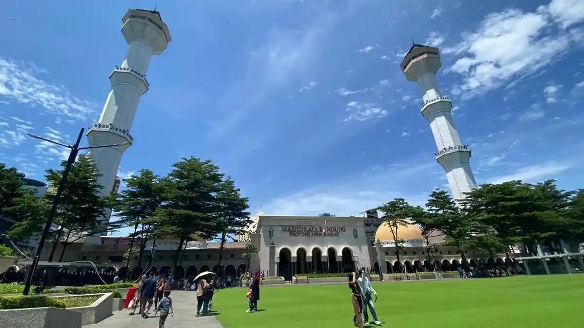 Jadwal Buka Puasa Hari Ini 30 Ramadhan, Jumat 20 Maret 2026 di Kota Bandung dan Sekitarnya