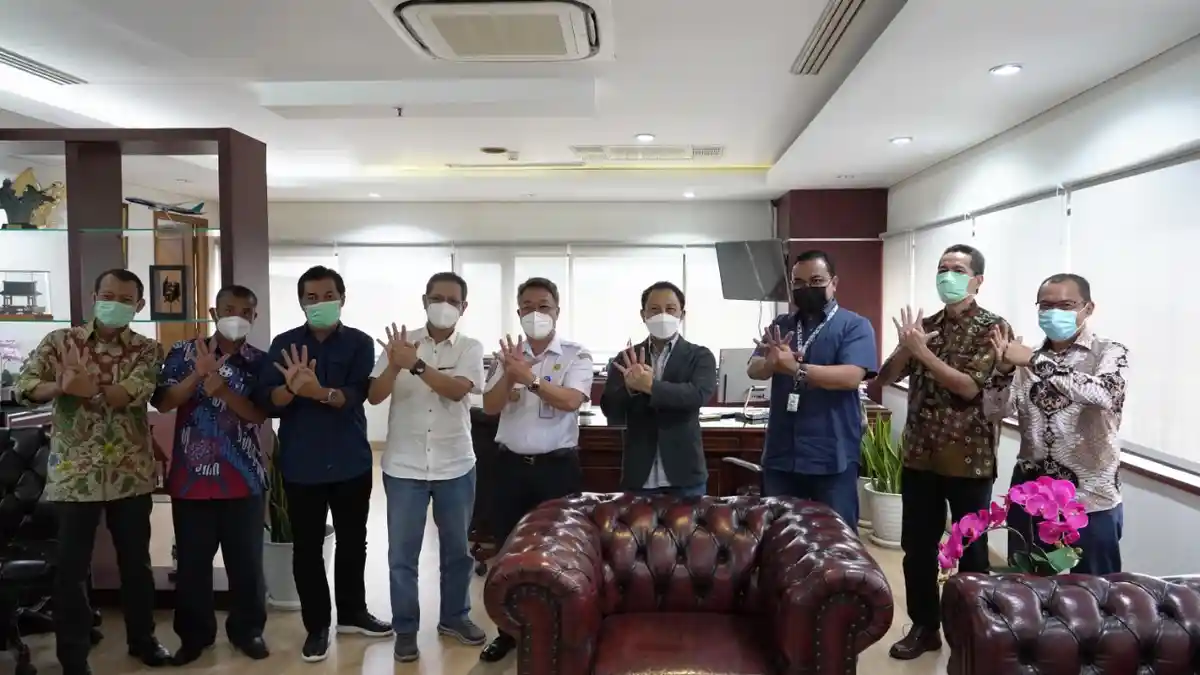 Courtesy Visit Direktur Ebis PT Telkom Indonesia (Persero) ke Dirjen Perhubungan Udara