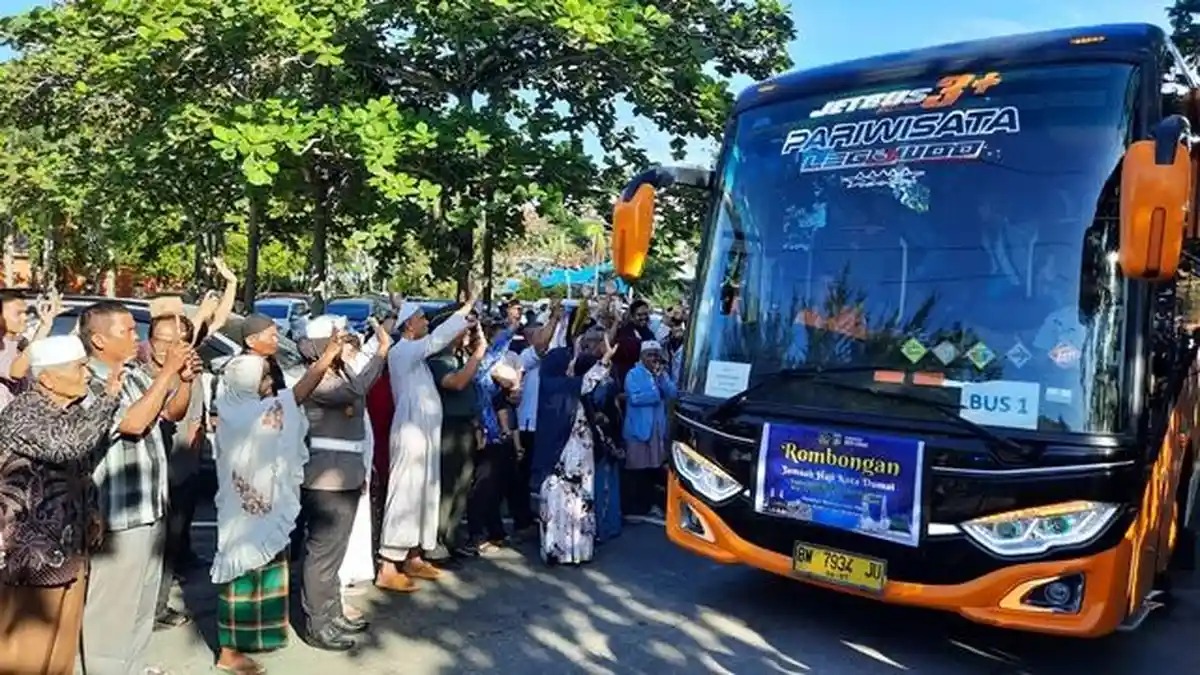 CJH Asal Rohil Riau Berangkat ke Tanah Suci 17 Mei