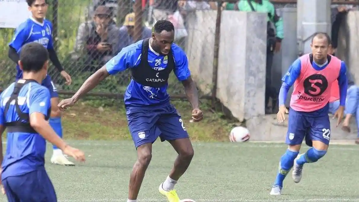 Update Piala Walikota Solo Persib vs Arema FC, Daftar Pemain Bandung, Singo Edan Bawa 2 Pilar Asing