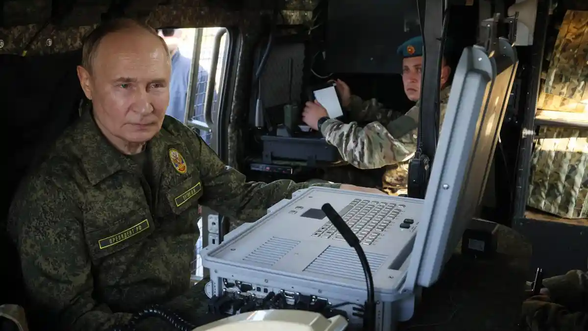 Ukraina: Rusia Pakai Internet Starlink untuk Operasikan Drone Shahed