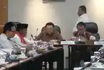 20151210-ahok-dan-mohamad-taufik_20151210_112210.jpg