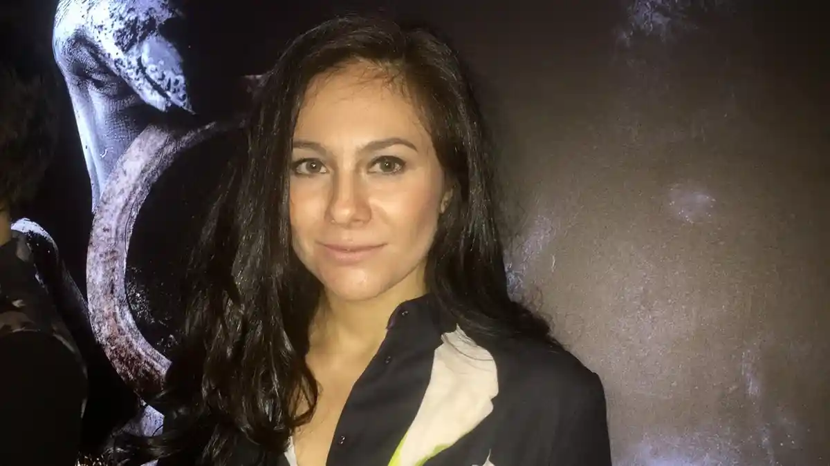 Hi Seram! Wulan Guritno Selalu Bertemu Setan di Lokasi Shooting
