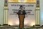 Kepala-Kemenag-Lampung-Puji-Raharjo-Dorong-Santri-Adaptif-terhadap-Perubahan.jpg