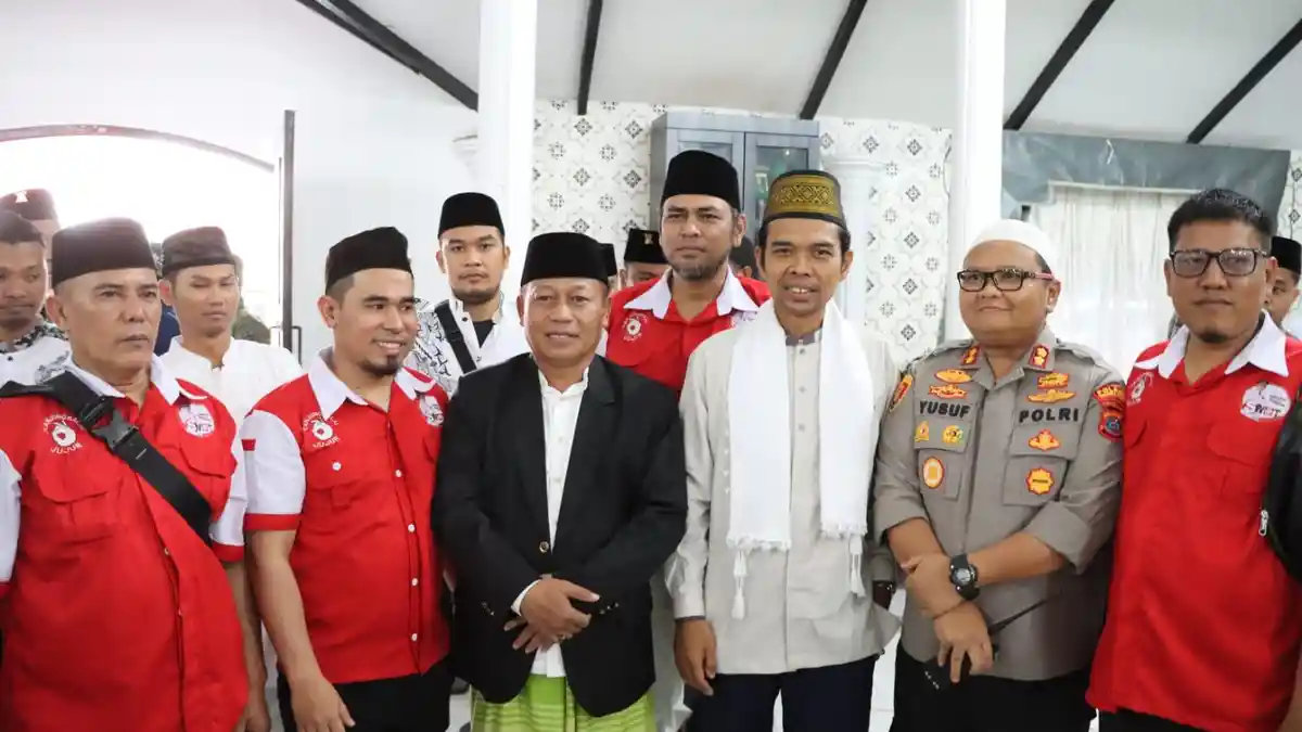 Kapolres Tanjungbalai dan Forkopimda Sambut Ustaz Abdul Somad