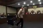 Irman Gusman Divonis Penjara 4 Tahun 6 Bulan