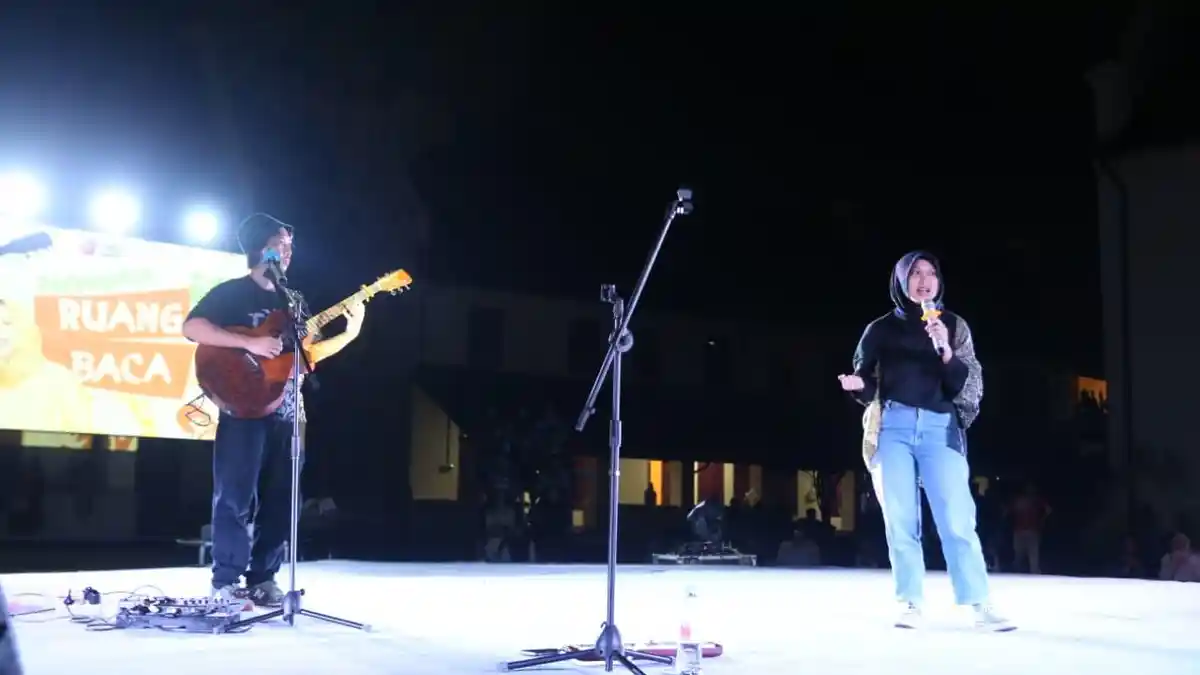Foto: Festival Media 2025 di Gedung E Benteng Ujung Pandang - 20250913-Pembukaan-Festival-Media-Fesmed-AJI-Makassar.jpg