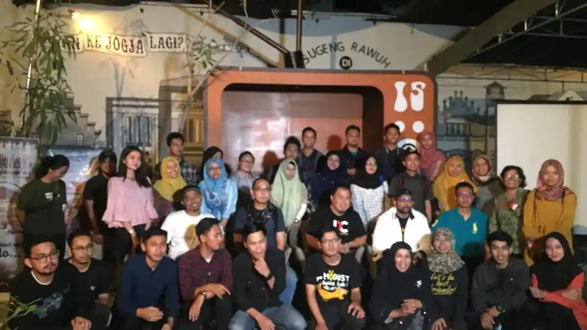 Komunitas Secangkir Kopi Galang Dana untuk Siswa Putus Sekolah