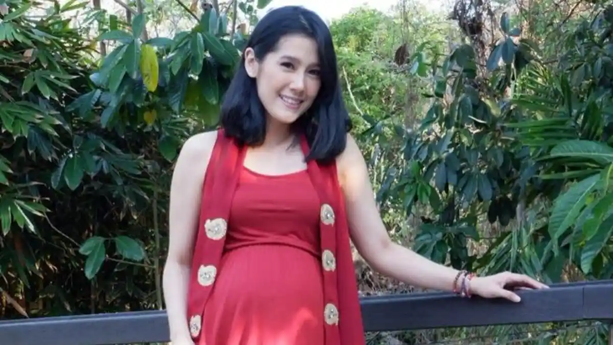 Memasuki Trimester Ketiga Kehamilan, Ardina Rasti Mengaku Masih Takut dan Grogi