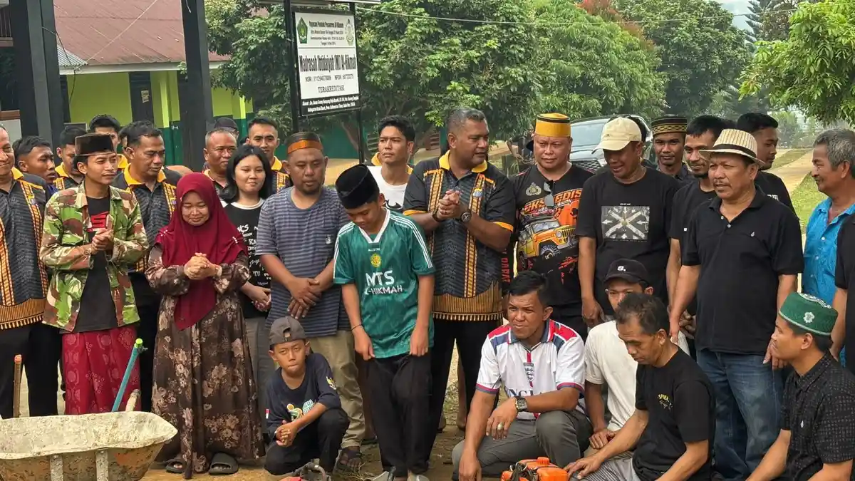 Sinergi KKSS dan Polres Kubar Bersama Santri Al-Hikmah