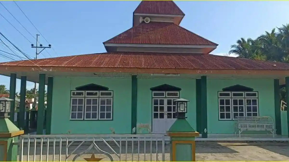 Keunikan Masjid An-nida Gorontalo, Punya Mimbar Khotib Berusia Ratusan Tahun