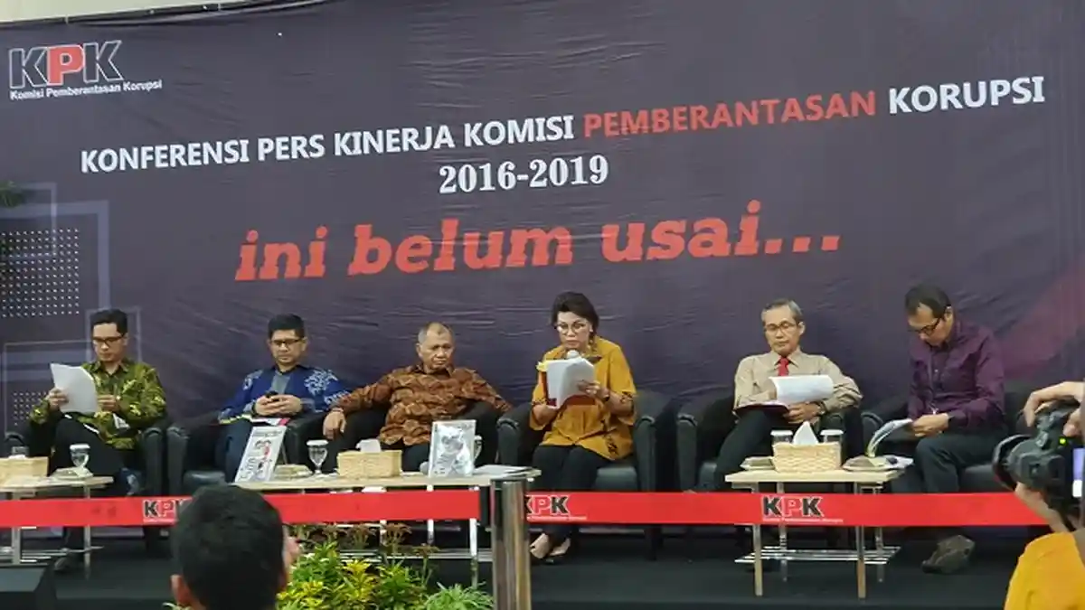 Pimpinan KPK 2015-2019: Kami Berempat Sudah Bebas!