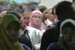 Esia Cuci Gudang