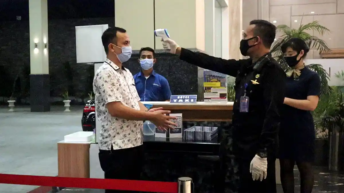 Komitmen Terapkan Protokol Kesehatan, Aston Batam Terima Sertifikasi Safe Travels dari WTTC