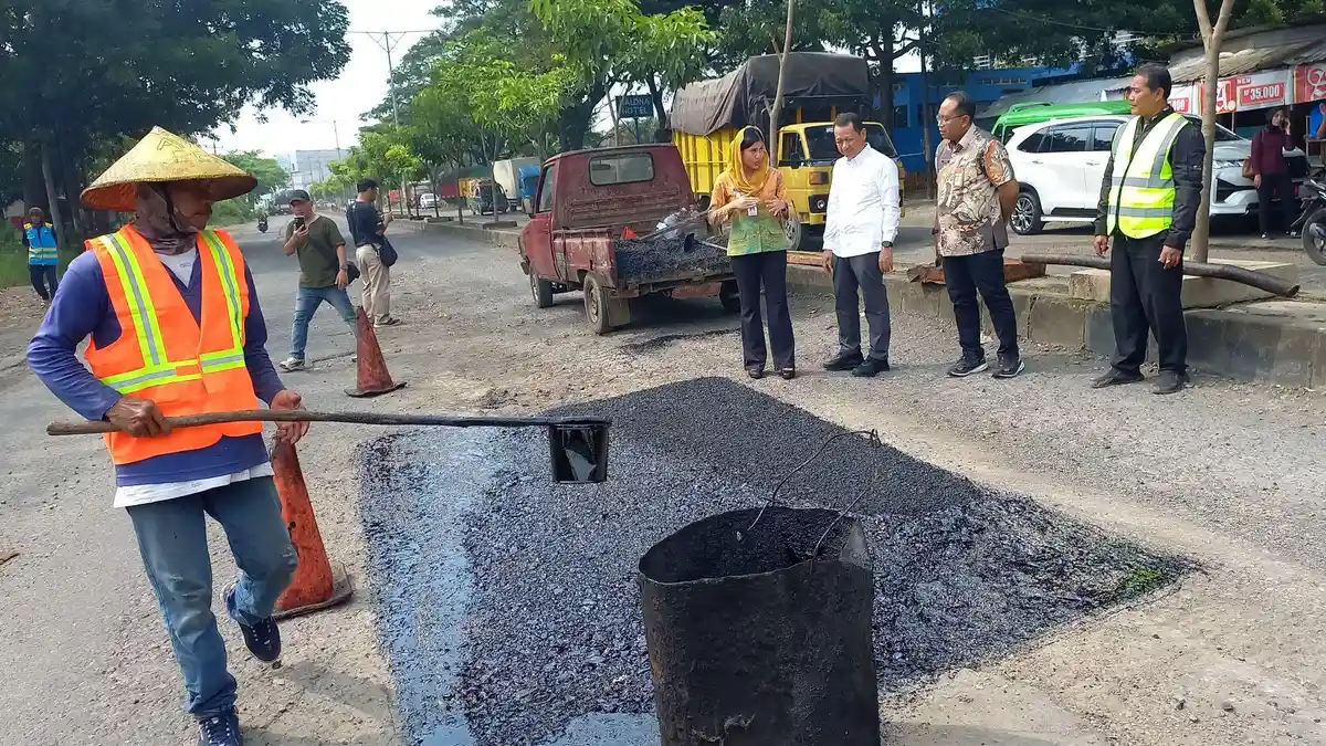 Masih Ada 1.000 Titik Jalan Rusak di Kudus, Bupati Samani: H-7 Lebaran Harus Sudah Mulus
