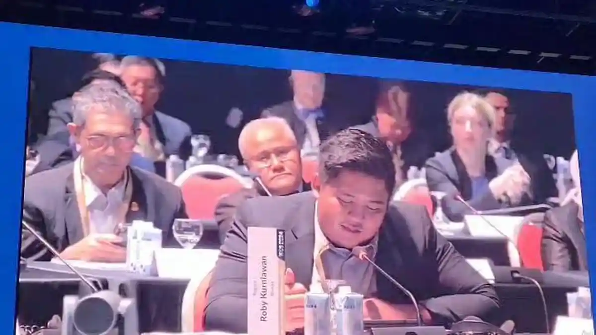 Bupati Bintan Roby Kurniawan di Singapura Bicara Pembangunan Tanpa Meminggirkan