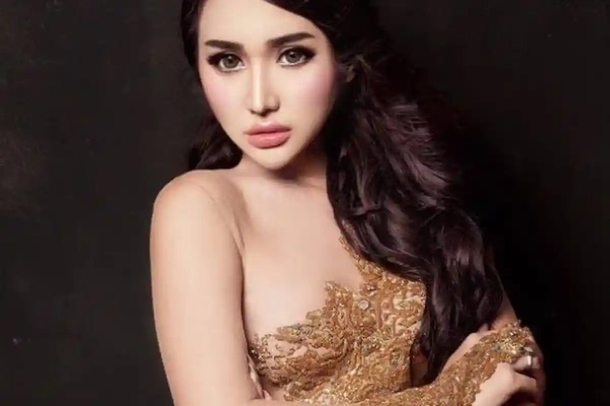 Diterpa Isu Transgender, Lucinta Luna Baper dan Merasa Dimusuhi 3 Artis Ini, Siapa Ya?