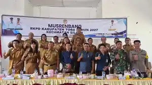 Wabup-Toba-Hadiri-Musrenbang-RKPD-2027-Silaen-Optimalisasi-Potensi-di-Tengah-Tekanan-Ekonomi.jpg