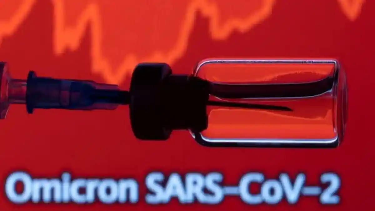 Airlangga Prediksi Omicron Melandai Bulan Maret, Sampai Puncaknya Dua Minggu Lagi