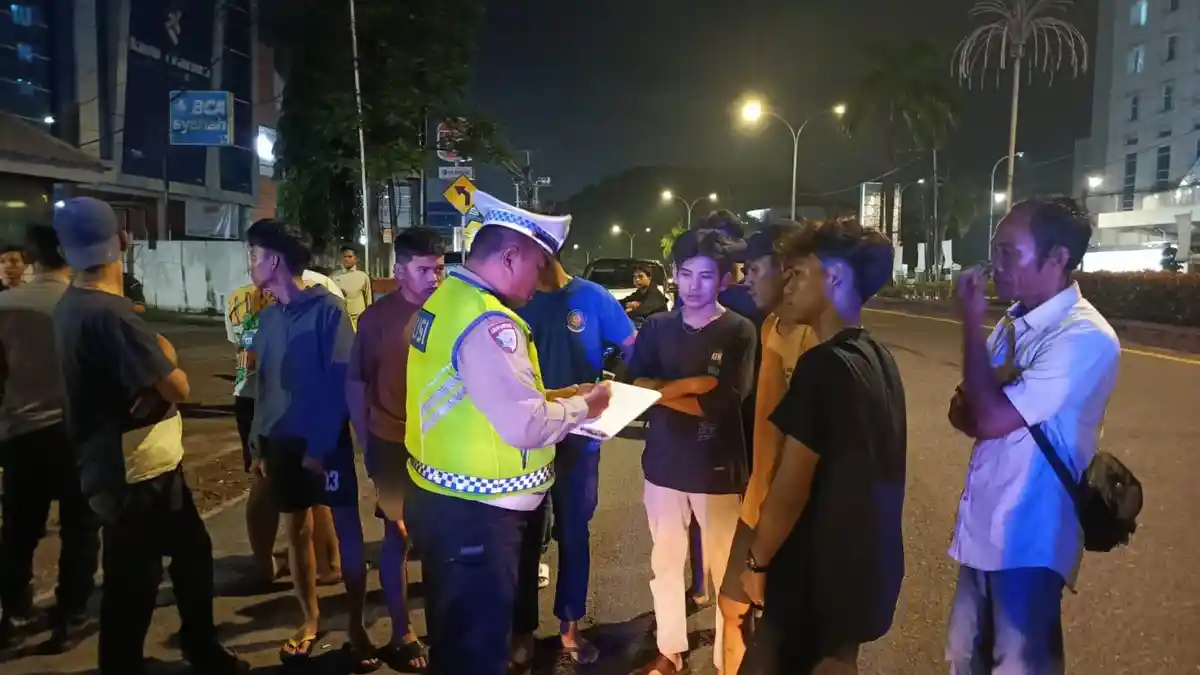 Polisi Pastikan, 2 Mobil yang Tabrak Pasutri di Palembang Sedang Kejar-kejaran, Berstatus Mahasiswa