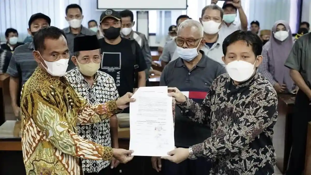 Respon Pernyataan Ketua DPRD Pati, 95 Kades Datangi Unisbank, Pastikan Ujian Perades Tetap Jalan